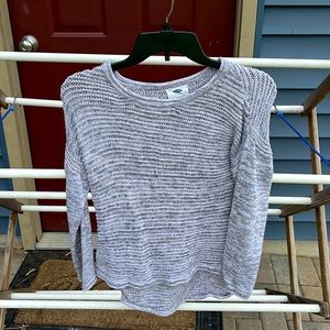 Girl’s grey sweater, size Large